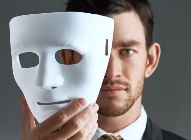 Satışta Kime Dönüşüyorsun ? 